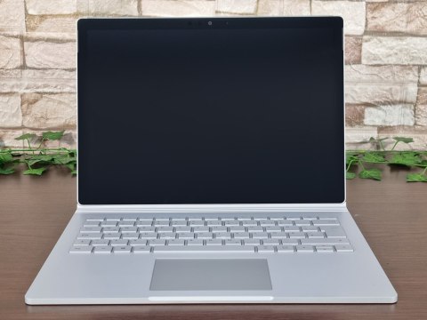 Microsoft Surface Book 2 Core i5-8350U 8GB 256SSD Win11 A Microsoft Surface Book 2 Core i5-8350U 8GB 256SSD Win11 A