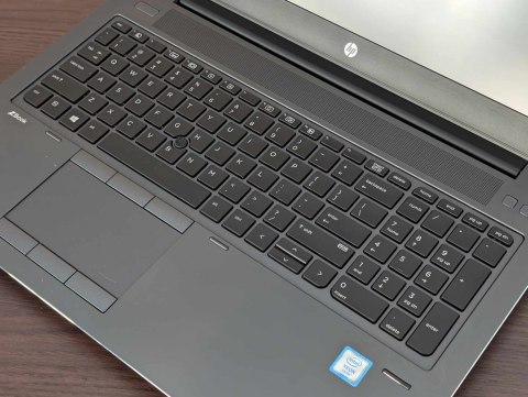 Laptop HP ZBOOK 15 G3 XEON E3-1505M V5 32GB 1024SSD Quadro M2000M FullHD Win11 A Laptop HP ZBOOK 15 G3 XEON E3-1505M V5 32GB 1024SSD Quadro M2000M FullHD Win11 A
