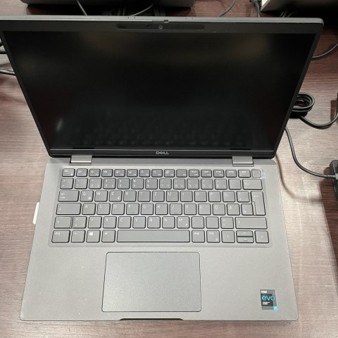 Laptop Dell Latitude 7420 Core i7 11GEN 32GB 1TB SSD Carbon Win11 A