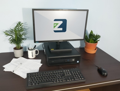 Zestaw PC dom nauka biuro HP 800 G2 i5-6GEN 8GB 240SSD Win 10 Kl B + Monitor Samsung S24C450 Kl B