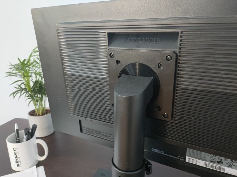 Zestaw PC dom nauka biuro HP 800 G2 i5-6GEN 8GB 240SSD Win 10 Kl B + Monitor Samsung S24C450 Kl B